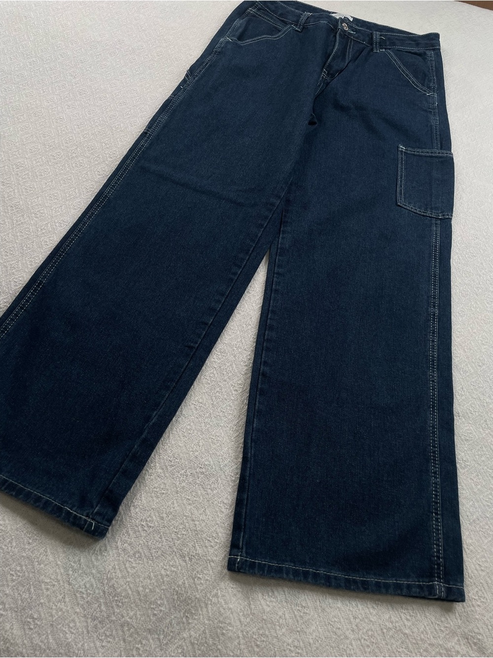 Forever 21~ Wide-Leg Dark Denim Jeans‎ - Navy Size 28~Carpenter Jeans